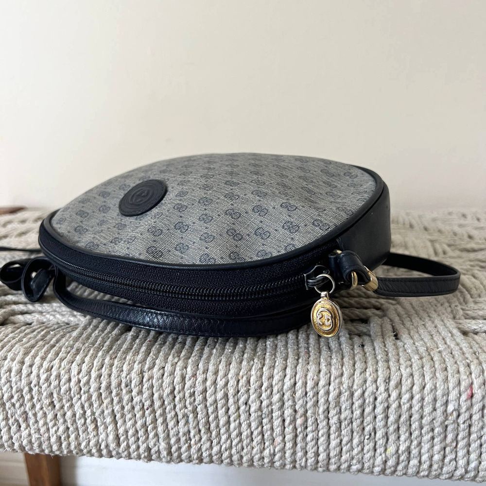GUCCI GG Plus Navy Canvas and Leather Crossbody Bag - Picture 13 of 16